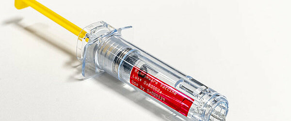 Malware vaccines can prevent pandemics, yet are rarely used